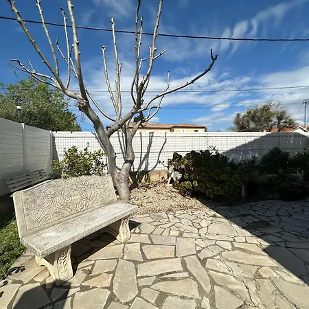Apartamento Bas De Terrasse&clim à Pieds Six-Fours-les-Plages